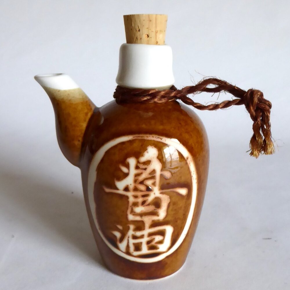 JAPAN JAPANESE HANDCRAFTED TRADITIONAL SHOYU POT SOY SAUCE DECANTER (NEW)